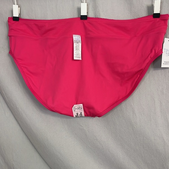 'Summer Fuchsia' Smocked Bikini Swim Bottoms 3X (24W-26W)-NWT - Time and Tru - Picture 13 of 16